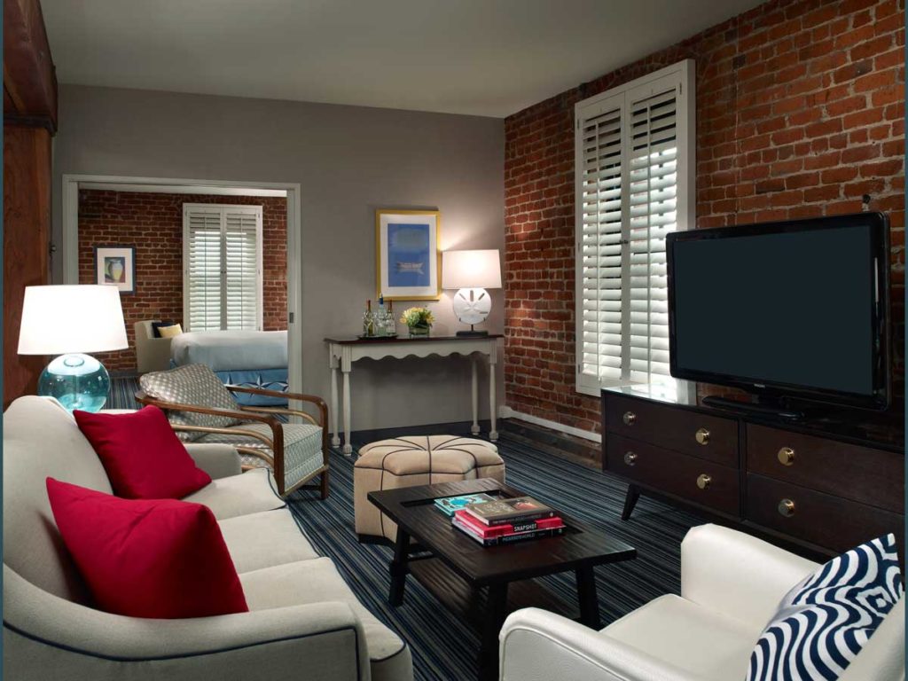 Luxury hotel suite living room in San Francisco